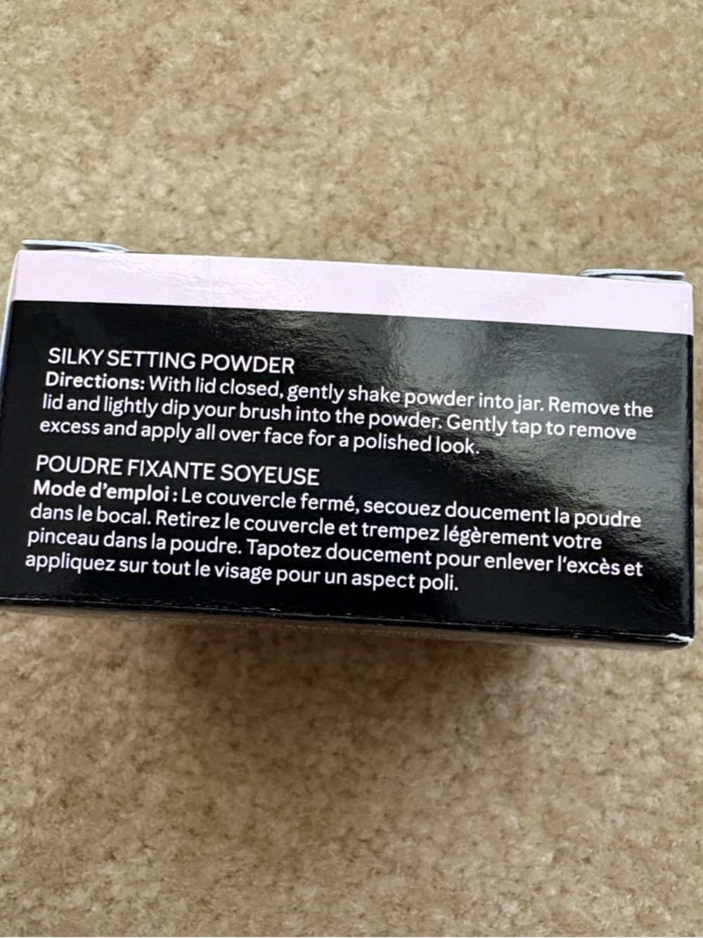 NIB Mary Kay Silky Setting Powder - LIGHT MEDIUM IVORY MATTE
